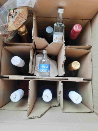 Winterliches 8er Weinpaket 'Santa Klaus'